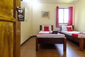 RedDoorz @ Poblacion 6 Coron