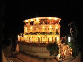 Tapyas View Deck Hotel