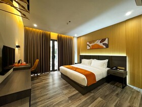 Venus Royale Hotel