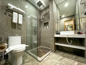Venus Royale Hotel