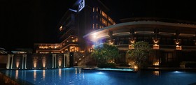 Zuri Resort
