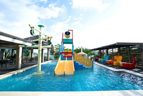 Zuri Resort