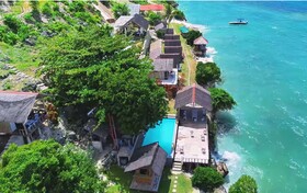 Casay Beach House