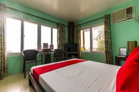 Dakong Bato Beach And Leisure Resort by OYO Rooms