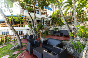 Dakong Bato Beach And Leisure Resort by OYO Rooms