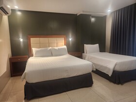 Hotel Herencia 625