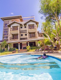 G's Grand Resort and Convention Center