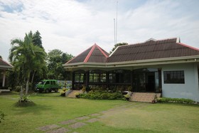 Hidden Coral Diver's Club And Resort