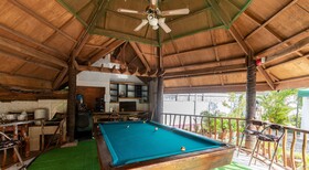 Icebear Bar and Tourist Inn by ZEN Rooms