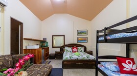 Icebear Bar and Tourist Inn by ZEN Rooms