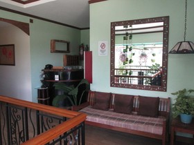 Bahay ni Tuding Inn & Resto