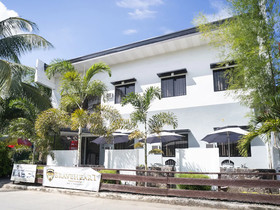 Braveheart Residency by OYO Rooms