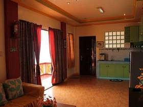 Capt. Hook's Red Parrot Inn