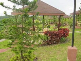 D Leonor Inland Resort and Adventure Park