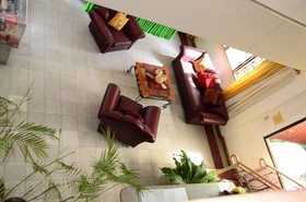Edcelent Guesthouse