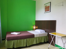First Pacific Inn