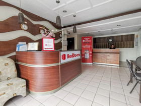 GK Business Hotel by RedDoorz