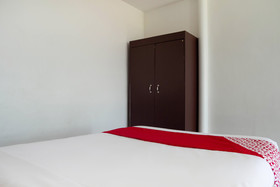 Goldentown Hotel And Residences by OYO
