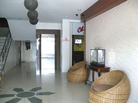 Jade Dragon's Suites