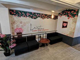 Lestari Hotel And Residence