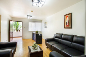One Oasis by OYO Rooms