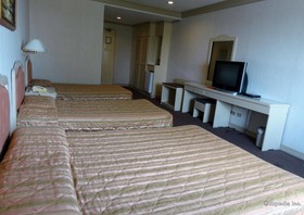 Orange Grove Hotel