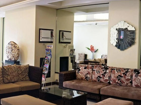 Orchard Hotel