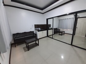 Sharana Pensionne by OYO Rooms