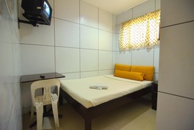 Sunny Point Hotel
