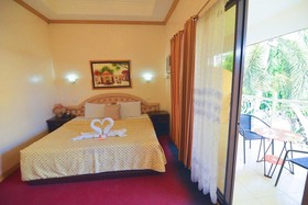 Sunny Point Hotel