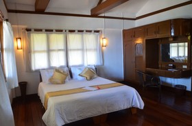 Discovery Coron