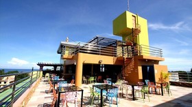 C & L Sea View Hotel