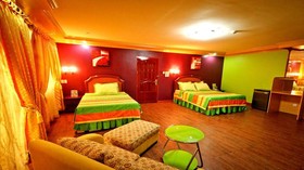 C & L Sea View Hotel