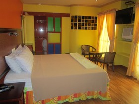 C & L Bay View Inn