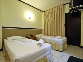 Dumaguete Royal Suite Inn