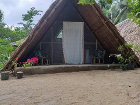 Balay Cuyonon Eco Lodge