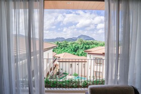 Charlie's El Nido