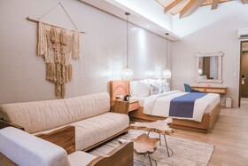 Charlie's El Nido