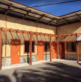 Cherry's Courtyard Hotel