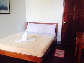Dayunan El Nido Tourist Inn