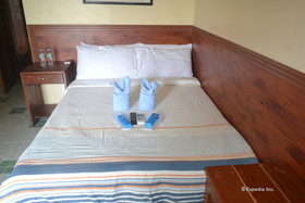 Four Seasons Seaview Hotel