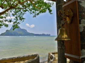 Golden Monkey Beach Hotel