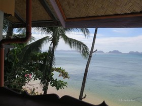 RedDoorz @ Island Front Cottages El Nido