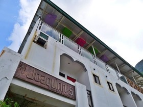 Joaquinns Bed & Breakfast