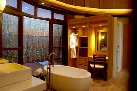 Lihim Resorts