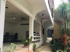 Lualhati Cottage