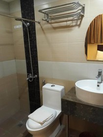 Rovic's Tourist Hotel