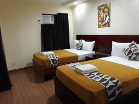 Rovic's Tourist Hotel