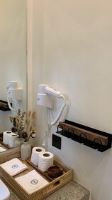 Bahandi Hotel