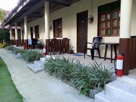 Cherinicole Beach Resort